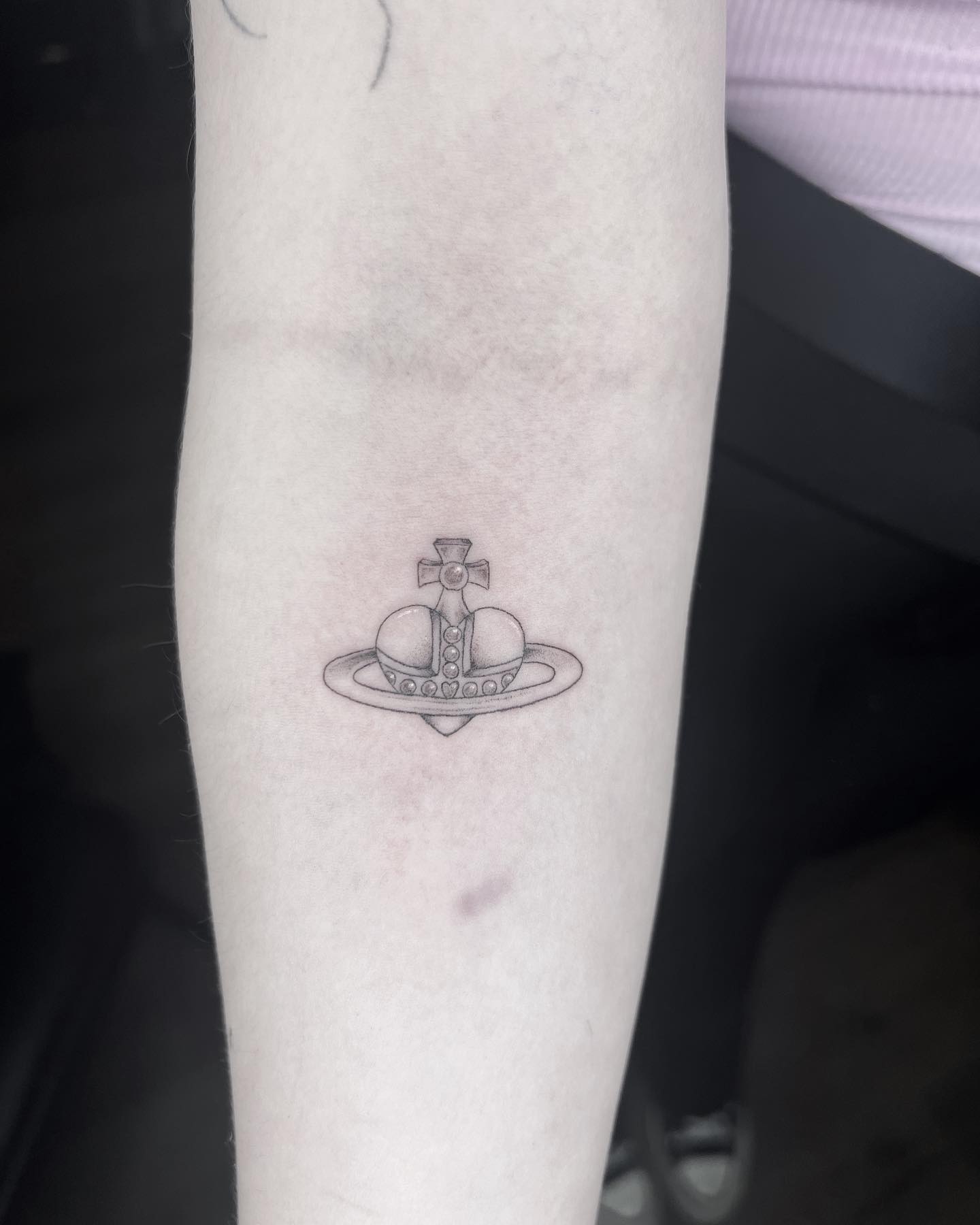 Fine line tattoo by Stephen Carballo