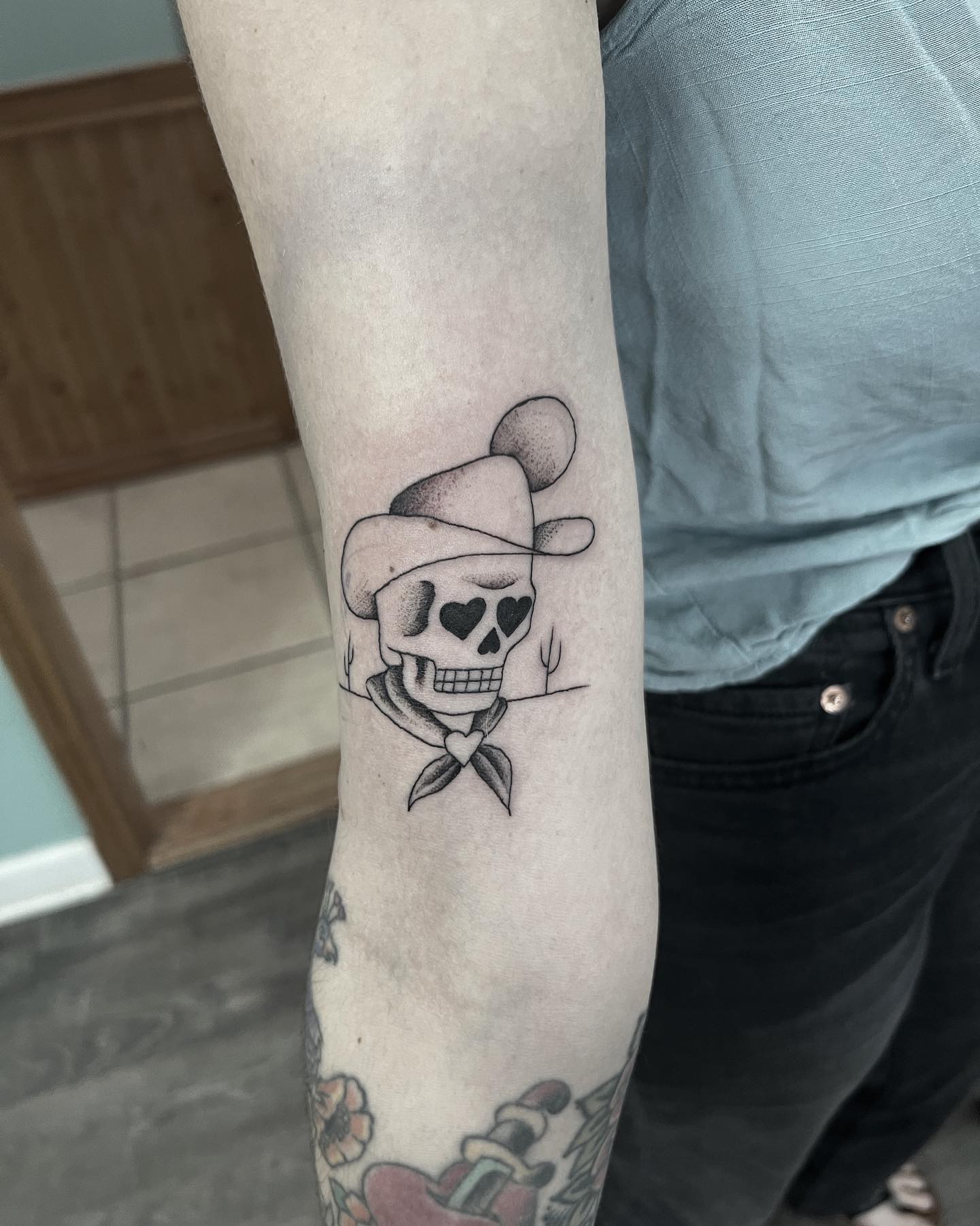 Fine line tattoo by Stephen Carballo