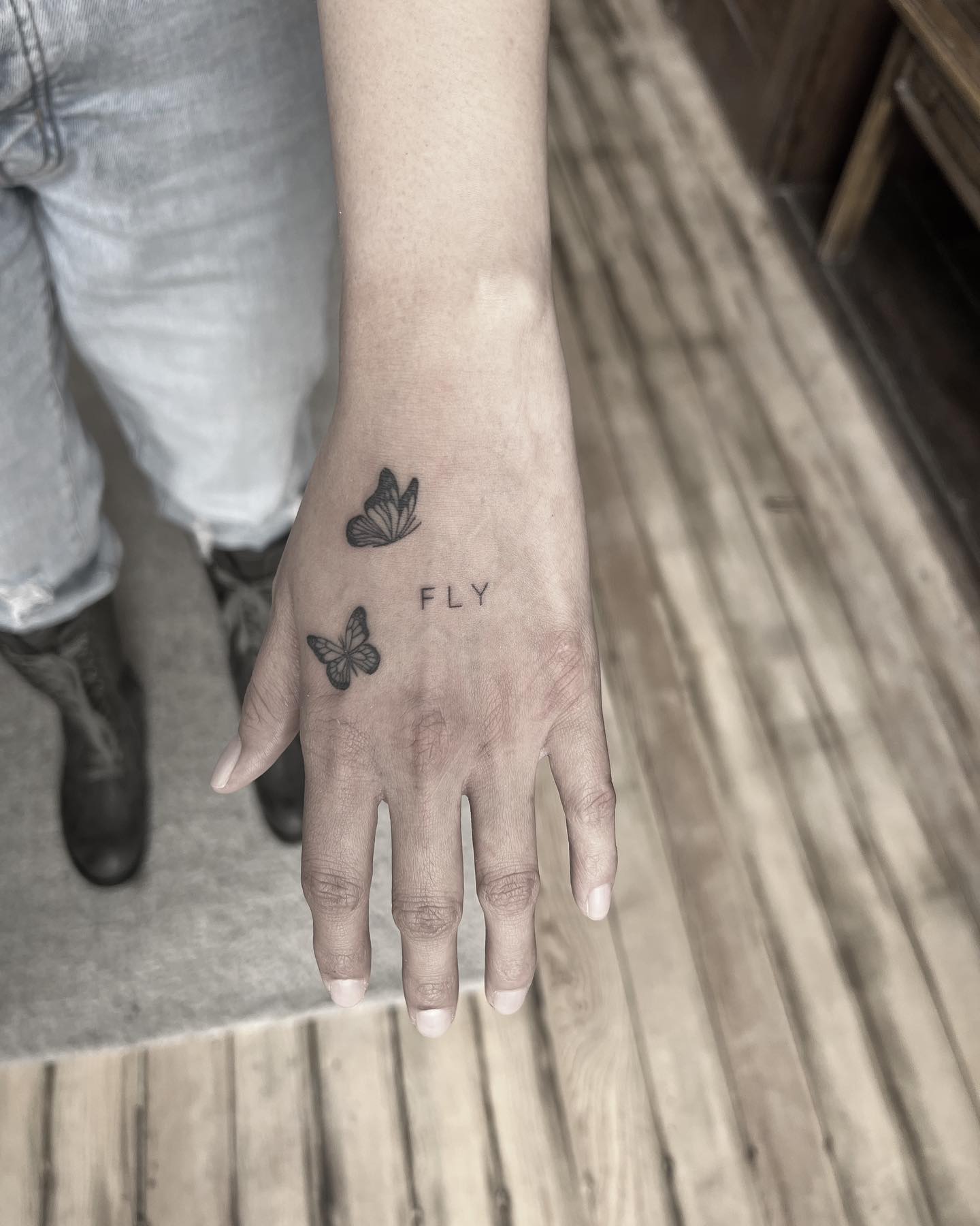 Fine line tattoo by Stephen Carballo