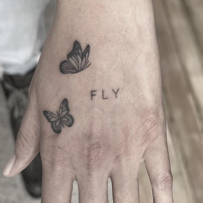 Fine line tattoo by Stephen Carballo, stephen carballo portfolio import